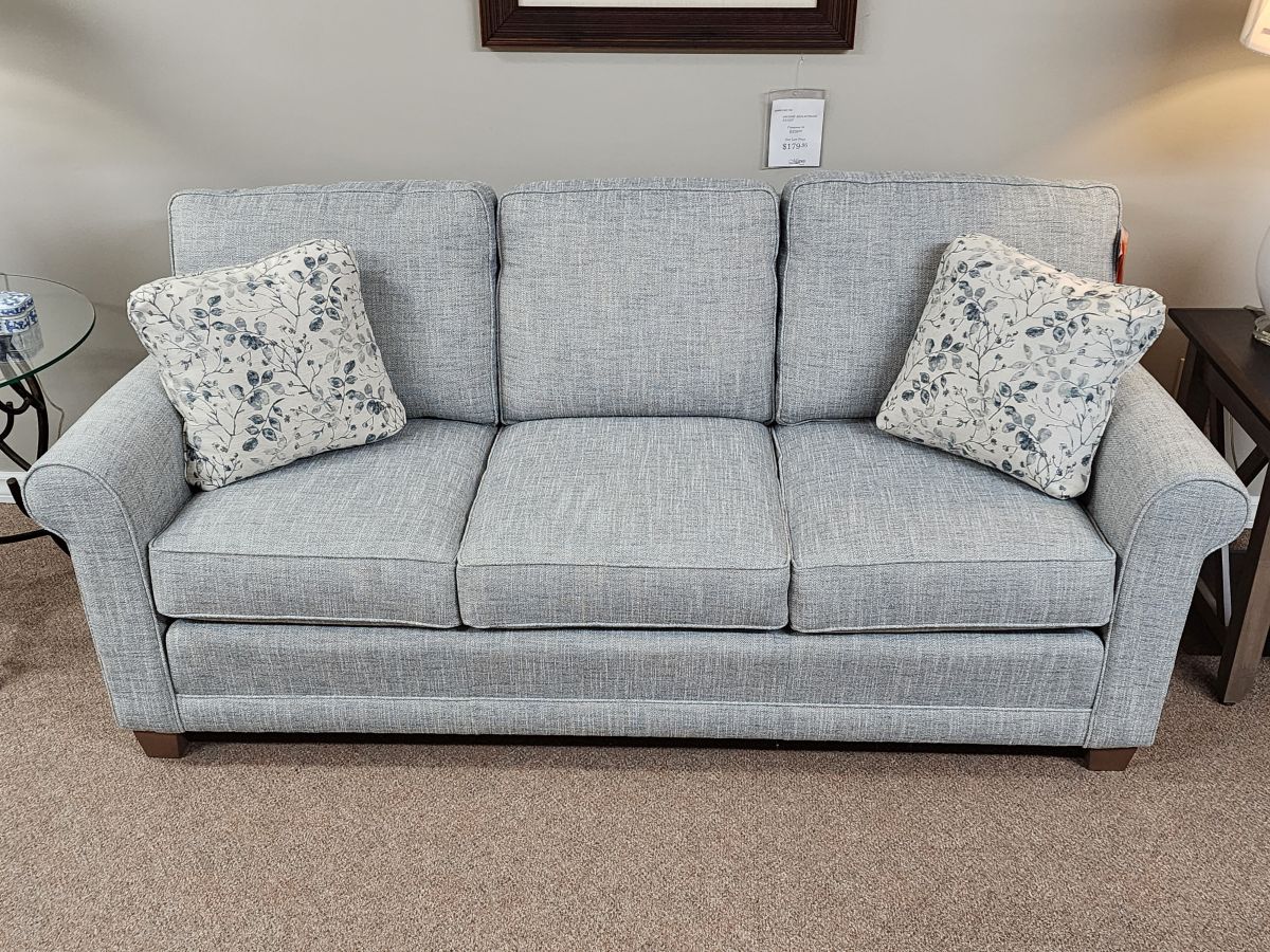 Mapes Furniture | Smith Brothers 366-10 Sofa